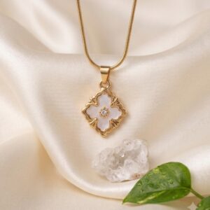 White Clover Pendant Necklace